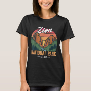 Zion National Park Utah Retro Landscape Adventure T-Shirt