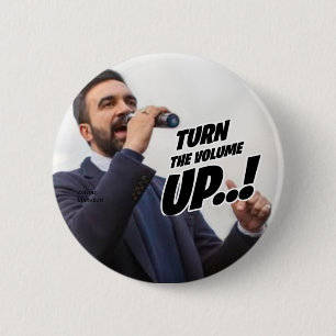 Zohran Mamdani - Turn the Volume Up 6 Cm Round Badge