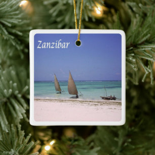 zTZ015 ZANZIBAR, Tanzania, Africa, Ceramic Ornament