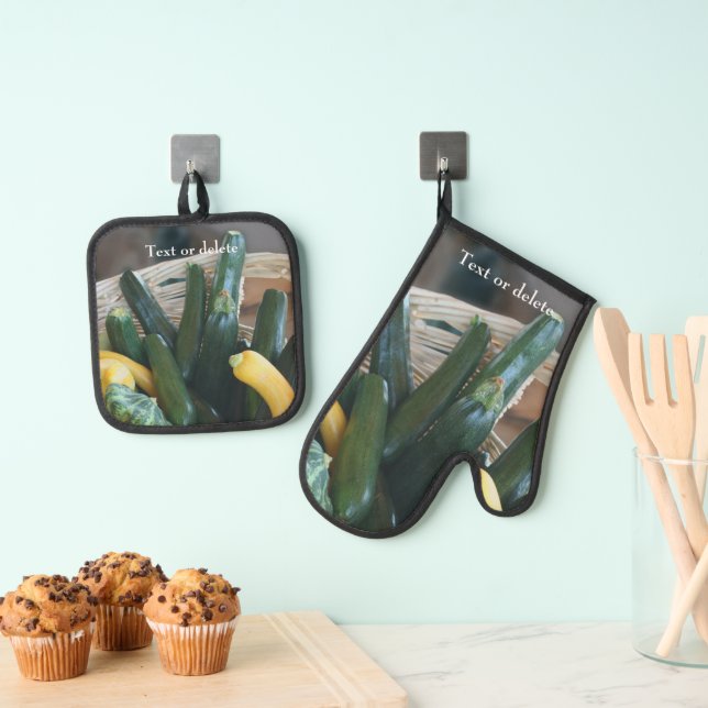 Zucchini And Squash Farm Personalised Oven Mitt & Pot Holder Set (Insitu(Hanging))